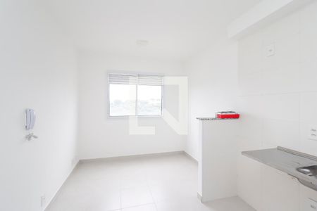 Sala/Cozinha de apartamento para alugar com 2 quartos, 32m² em Colônia (zona Leste), São Paulo