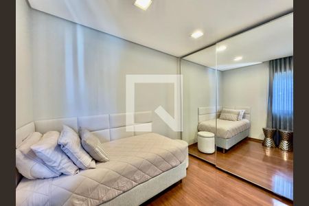 Quarto de apartamento à venda com 4 quartos, 276m² em Funcionários, Belo Horizonte