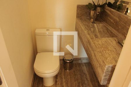 Lavabo de apartamento para alugar com 3 quartos, 150m² em Aparecida, Santos