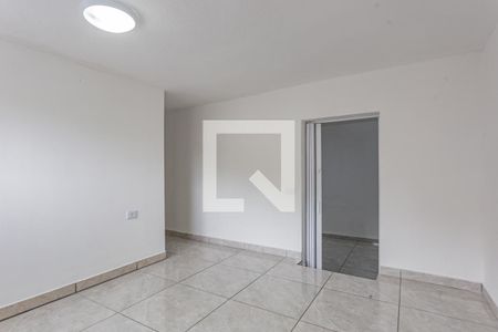 Quarto de casa para alugar com 1 quarto, 40m² em Jardim Vergueiro, São Paulo