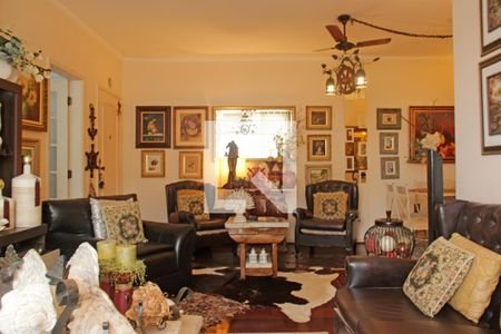 Sala de apartamento para alugar com 3 quartos, 150m² em Gonzaga, Santos