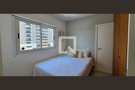 Quarto de apartamento à venda com 3 quartos, 140m² em Barra da Tijuca, Rio de Janeiro