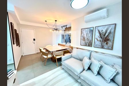 Sala de apartamento à venda com 2 quartos, 69m² em Vila Rosalia, Guarulhos