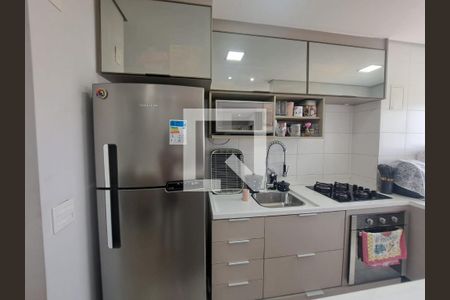 Cozinha de apartamento para alugar com 2 quartos, 46m² em Quitaúna, Osasco