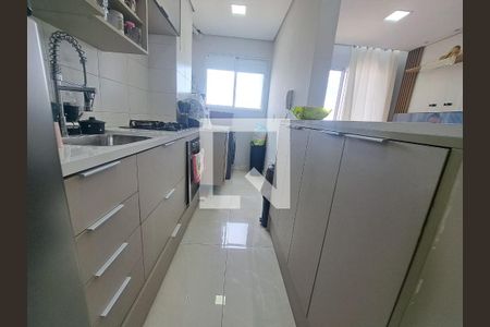 Cozinha de apartamento para alugar com 2 quartos, 46m² em Quitaúna, Osasco