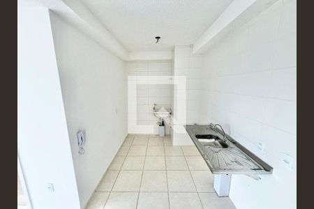 Sala/Cozinha de apartamento para alugar com 2 quartos, 37m² em Limão, São Paulo