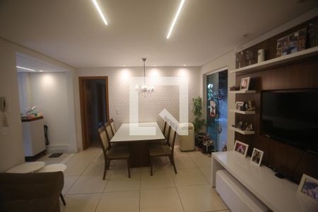 Sala de apartamento à venda com 3 quartos, 107m² em Grajaú, Belo Horizonte