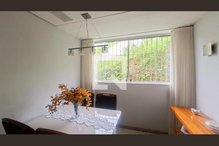 Sala de apartamento à venda com 3 quartos, 91m² em Estoril, Belo Horizonte