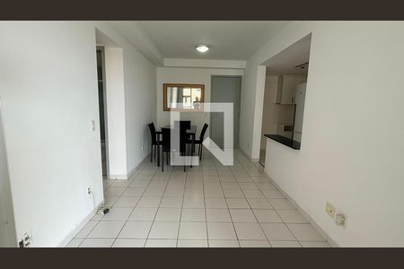 Sala de apartamento para alugar com 2 quartos, 70m² em Recreio dos Bandeirantes, Rio de Janeiro