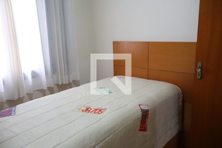 Quarto 1 de casa à venda com 5 quartos, 200m² em Vila Alpina, São Paulo