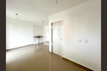 Quarto  de kitnet/studio para alugar com 1 quarto, 38m² em Vila Galvão, Guarulhos