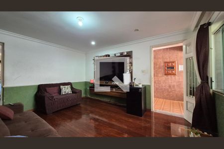 Casa à venda com 3 quartos, 220m² em Jardim Cambui, Santo André