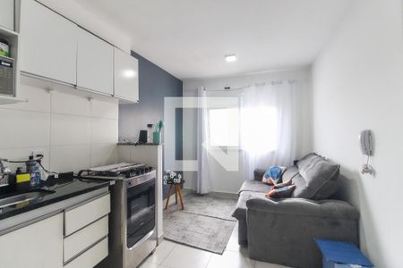 Sala - Cozinha de apartamento para alugar com 2 quartos, 34m² em Colônia (zona Leste), São Paulo