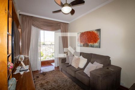 Sala  de apartamento para alugar com 3 quartos, 76m² em Vila Pirajussara, São Paulo