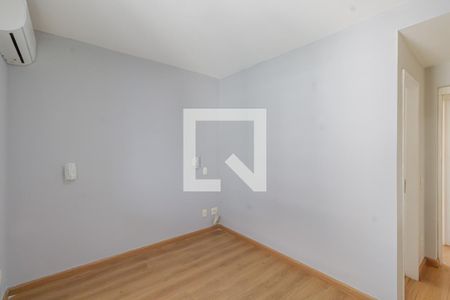 Suíte de apartamento à venda com 2 quartos, 70m² em Vila Olímpia, São Paulo