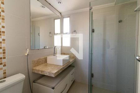 Banheiro da Suíte de apartamento para alugar com 3 quartos, 90m² em Jardim das Paineiras, Campinas