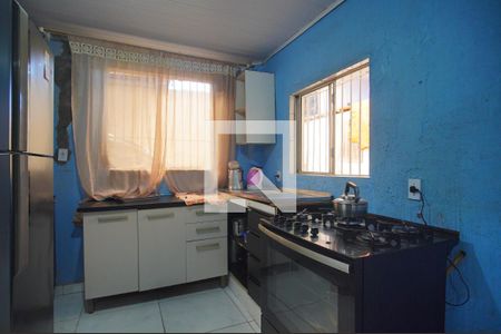 Sala/Cozinha de casa à venda com 2 quartos, 190m² em Santos Dumont, São Leopoldo