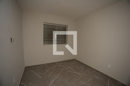 Quarto de casa para alugar com 2 quartos, 100m² em Aparecida 7ª Seção, Belo Horizonte