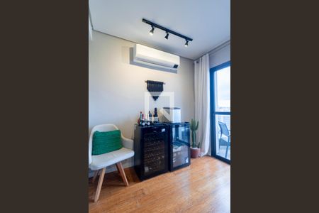 Sala de apartamento à venda com 2 quartos, 90m² em Moema, São Paulo
