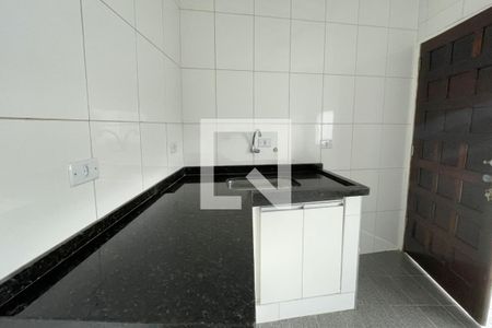 Casa para alugar com 1 quarto, 35m² em Vila Dionisia, São Paulo