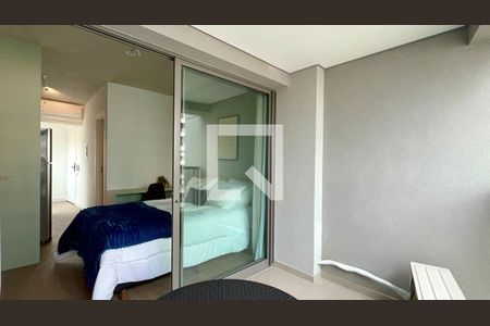 Varanda de kitnet/studio para alugar com 1 quarto, 25m² em Pompeia, São Paulo