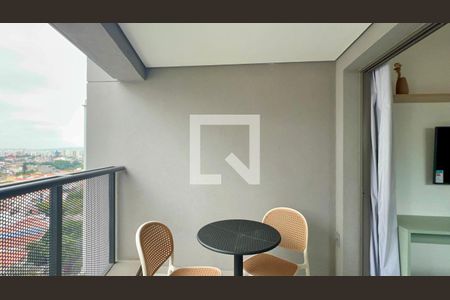 Varanda de kitnet/studio para alugar com 1 quarto, 25m² em Pompeia, São Paulo