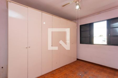 Quarto 1  de casa para alugar com 3 quartos, 200m² em Vila Monte Santo, São Paulo
