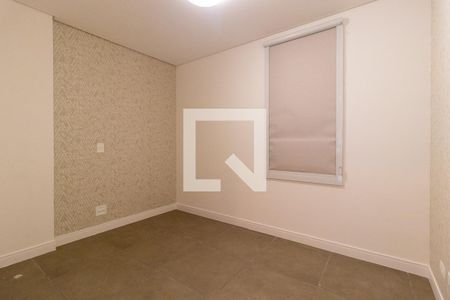 Quarto 1 de apartamento para alugar com 2 quartos, 56m² em Bacacheri, Curitiba