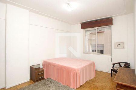 Quarto 1 de apartamento para alugar com 2 quartos, 71m² em Centro Histórico, Porto Alegre