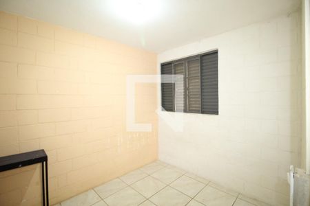 Quarto 2 de apartamento para alugar com 2 quartos, 46m² em Rubem Berta, Porto Alegre