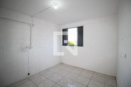 Sala de apartamento para alugar com 2 quartos, 46m² em Rubem Berta, Porto Alegre