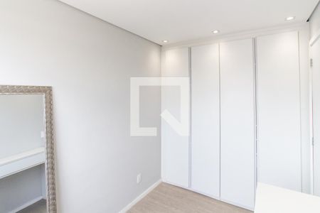 Quarto 2 de apartamento para alugar com 2 quartos, 40m² em Vila Sabrina, São Paulo