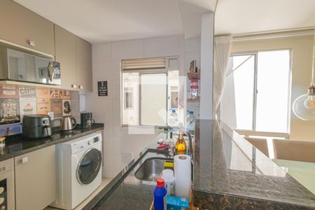 Sala/Cozinha de apartamento à venda com 2 quartos, 45m² em Igara, Canoas
