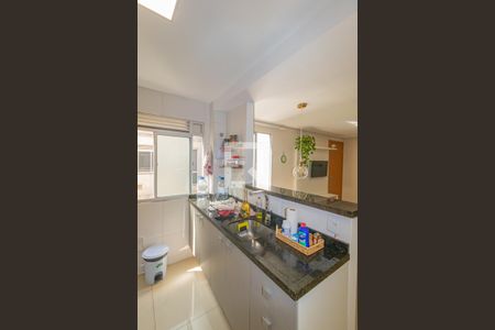 Sala/Cozinha de apartamento à venda com 2 quartos, 45m² em Igara, Canoas