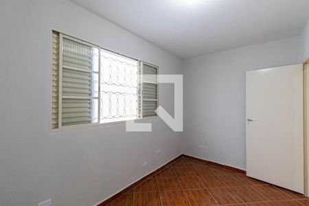 Quarto 1 de casa para alugar com 2 quartos, 200m² em Vila Carmosina, São Paulo