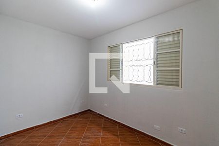 Quarto 1 de casa para alugar com 2 quartos, 200m² em Vila Carmosina, São Paulo