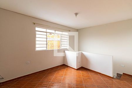 Sala 2 de casa para alugar com 2 quartos, 200m² em Vila Carmosina, São Paulo