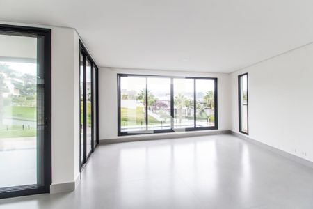 Sala  de casa de condomínio à venda com 4 quartos, 350m² em Cidade Tamboré, Santana de Parnaíba