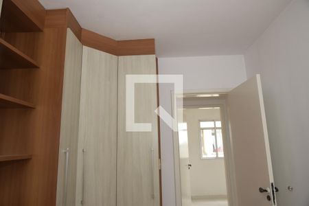 Quarto 1 de apartamento para alugar com 2 quartos, 58m² em Jardim Dom José, Embu das Artes