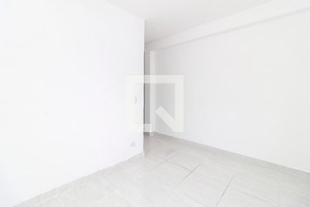 Quarto de casa para alugar com 1 quarto, 12m² em Jardim Clarice, São Paulo