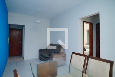 Sala de apartamento para alugar com 2 quartos, 60m² em Camburi, Maricá