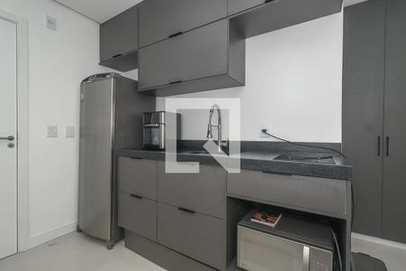 Sala / Quarto / Cozinha de apartamento para alugar com 1 quarto, 34m² em Independência, Porto Alegre
