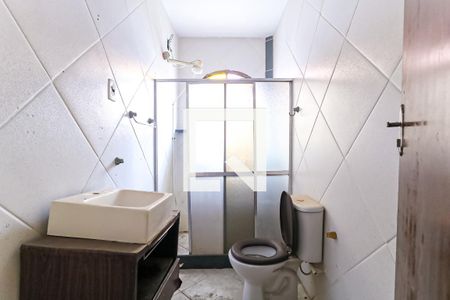 Banheiro de casa à venda com 6 quartos, 200m² em Pilares, Rio de Janeiro