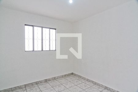 Quarto 2 de casa para alugar com 2 quartos, 90m² em Vila Joao Batista, São Paulo
