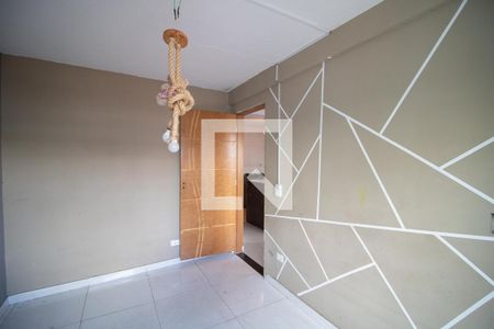 QUARTO 1 de casa para alugar com 2 quartos, 120m² em Vila Continental, São Paulo