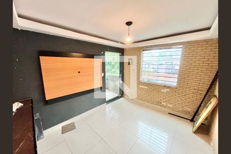 Sala/Cozinha de casa de condomínio para alugar com 2 quartos, 120m² em Vila Continental, São Paulo