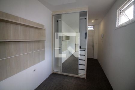 Sala / Quarto - Studio  de kitnet/studio para alugar com 1 quarto, 32m² em Jardim Caravelas, São Paulo