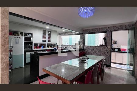 Casa para alugar com 5 quartos, 360m² em Colégio Batista, Belo Horizonte