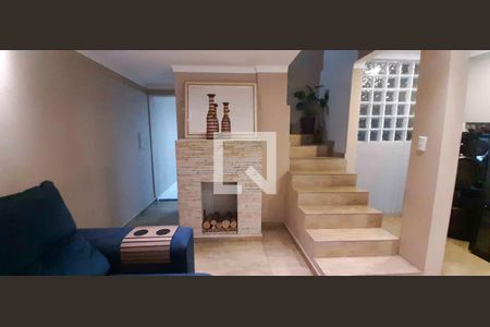 Casa à venda com 4 quartos, 206m² em Cidade das Flores, Osasco