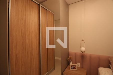 Quarto 1 de apartamento à venda com 3 quartos, 76m² em Marechal Rondon, Canoas